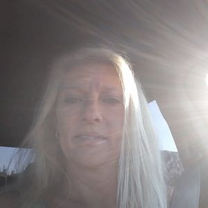 Meet your Posher, Charline